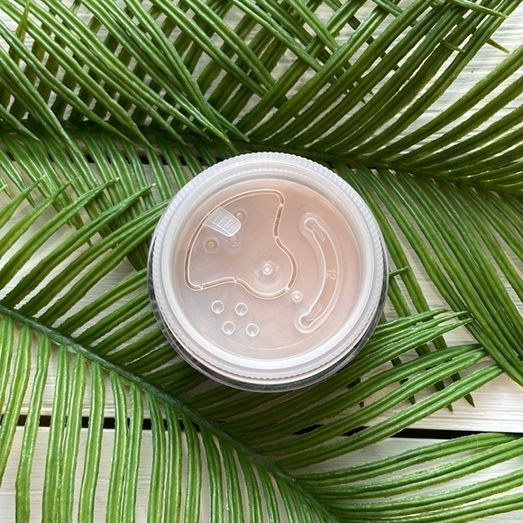 NEW BareMinerals Matte Mineral Foundation - Picture 5 of 13